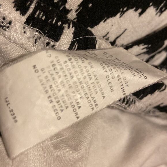 3 PICES TREE PC 1 JEANS BY BUFFALO & 2 BISOU BISOU WOMEN SKIRT SIZE S -XS - Picture 11 of 16